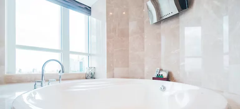 Bathroom Window Coverings in Sun City Center, FL